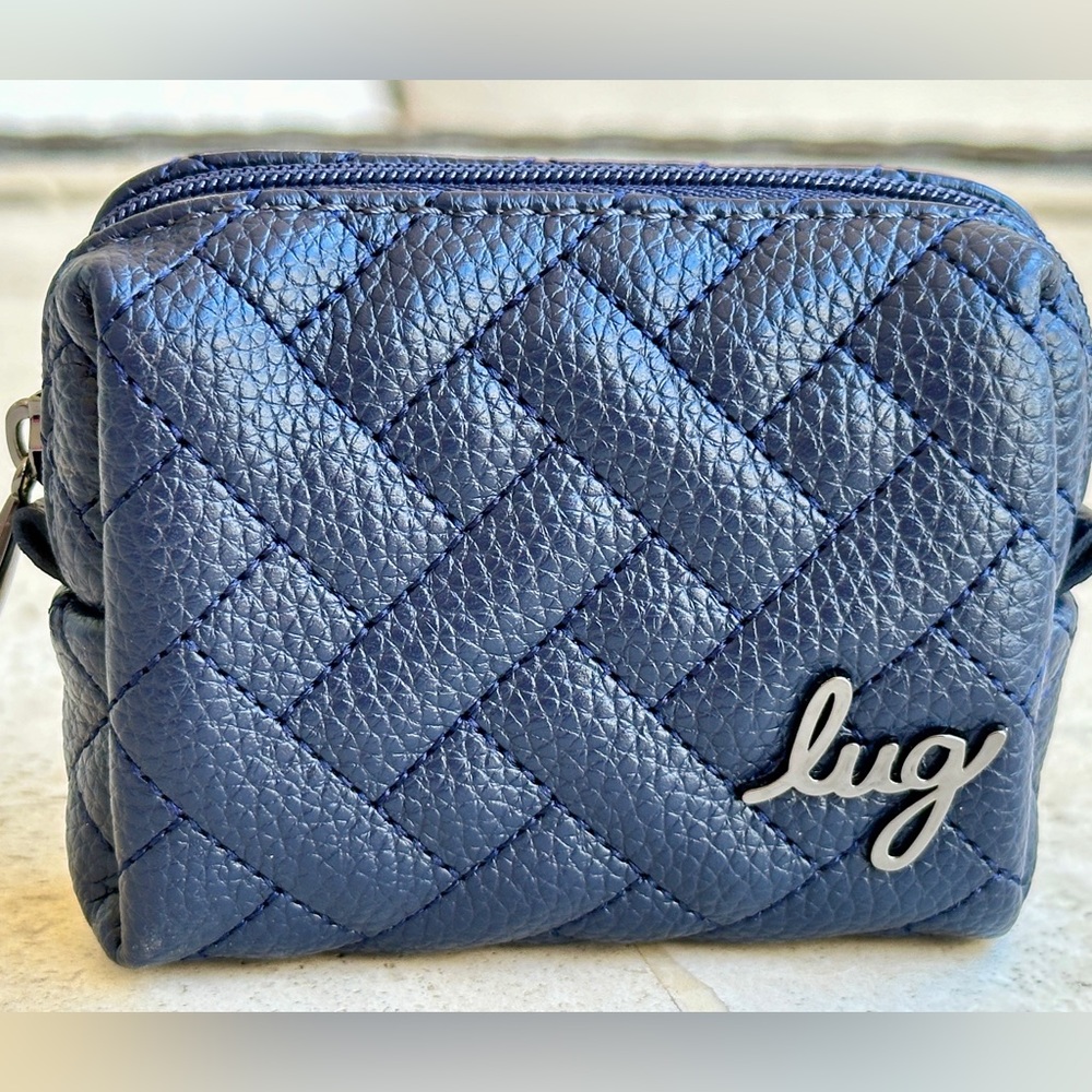 Lug Choo Choo Mini Classic VL Pill Organizer Box (Navy) NWOT
